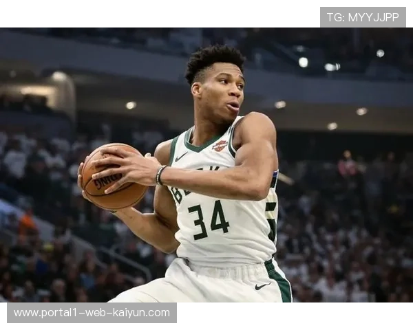 字母哥24分5篮板4助攻难救雄鹿 卫冕冠军陷入连败困境排名承压